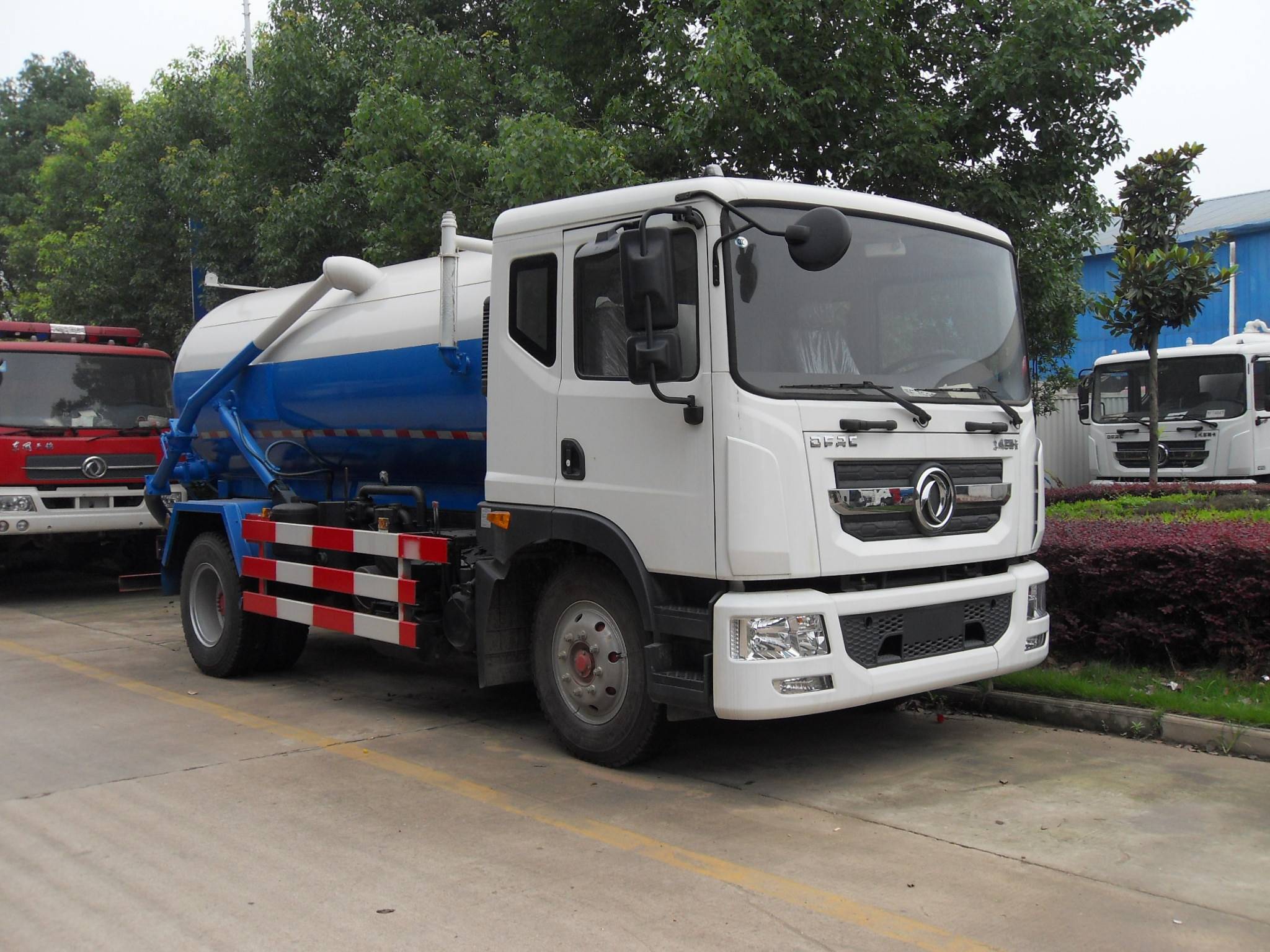 新款國(guó)五單橋10方吸污車